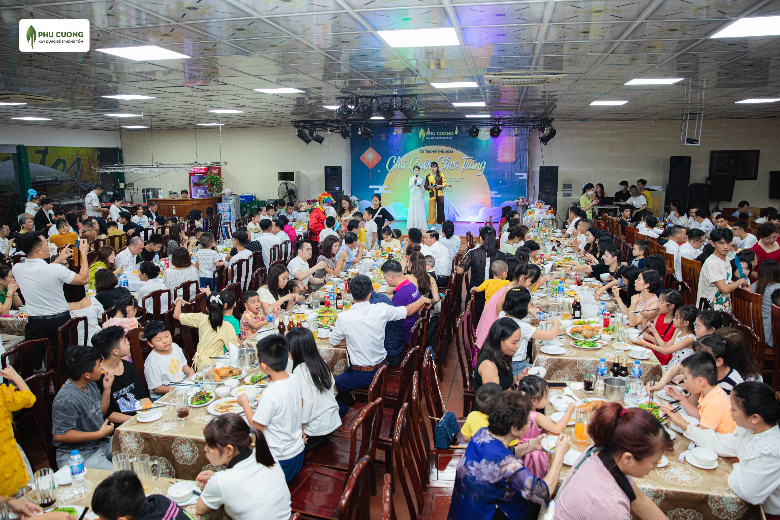 Bữa tiệc ấm áp của toàn thể thành viên Phú Cường Group cùng gia đình